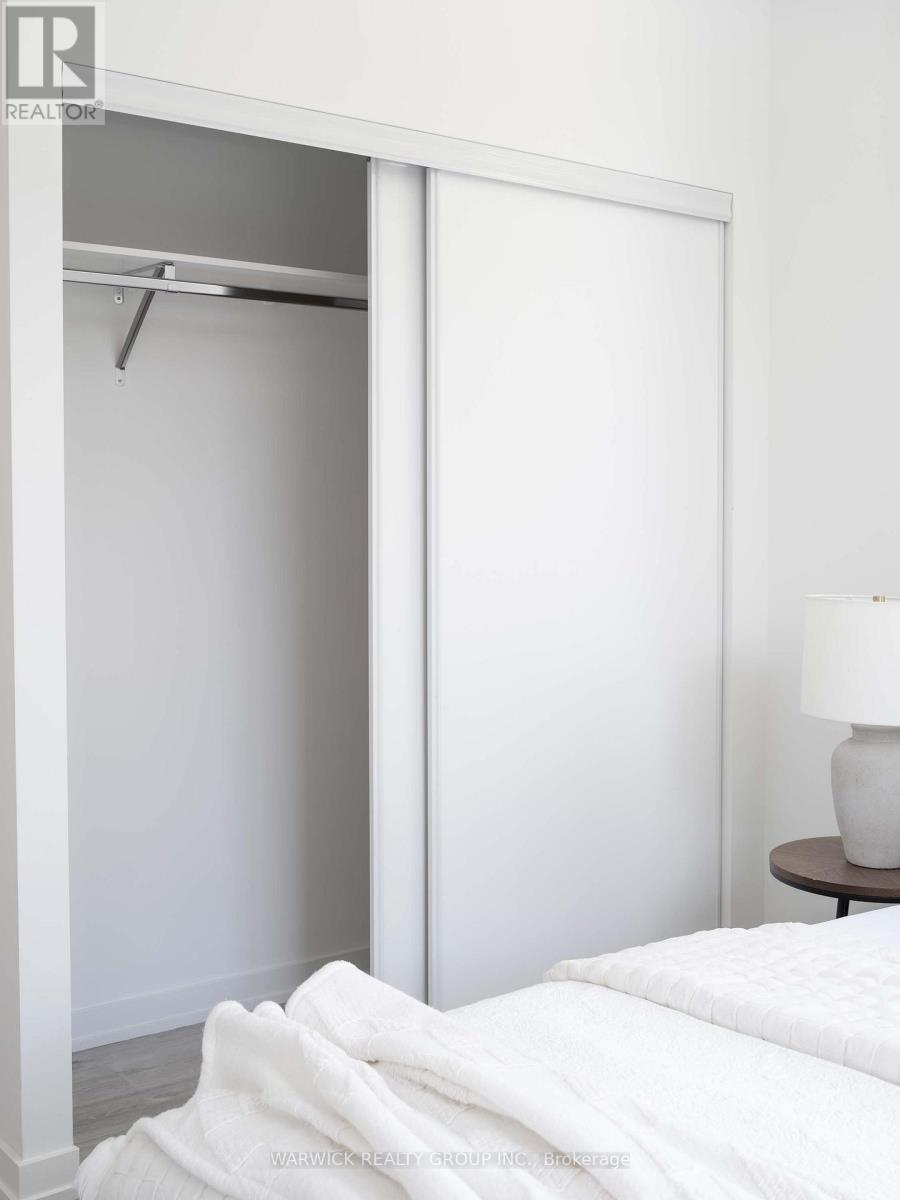 229 - 4365 Bloor Street W, Toronto, Ontario  M9C 1R3 - Photo 19 - W12529532