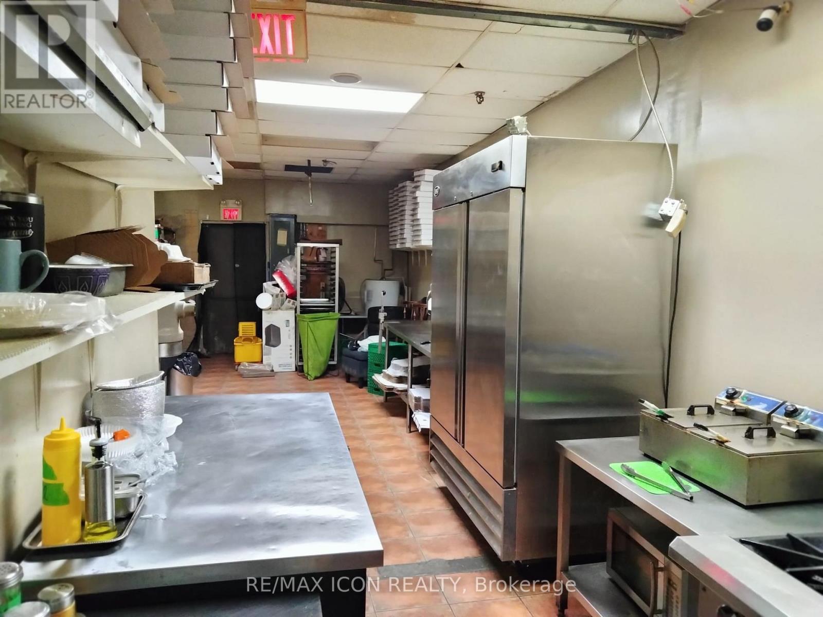 10 & 11 - 775 Southdale Rd Road E, London South, Ontario  N6E 2C6 - Photo 5 - X12590218