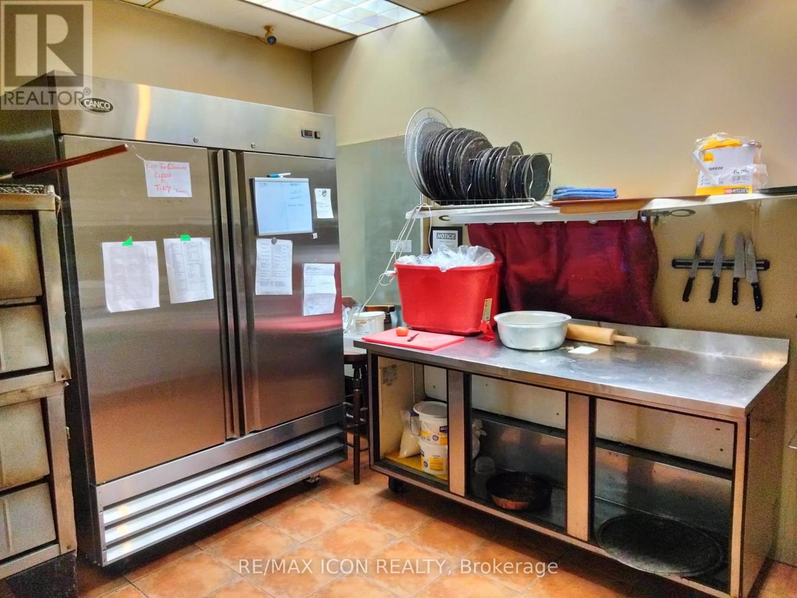 10 & 11 - 775 Southdale Rd Road E, London South, Ontario  N6E 2C6 - Photo 9 - X12590218