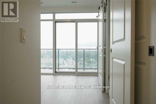 1714 - 15 Glebe Street, Cambridge, Ontario  N1S 0C3 - Photo 11 - X12589852