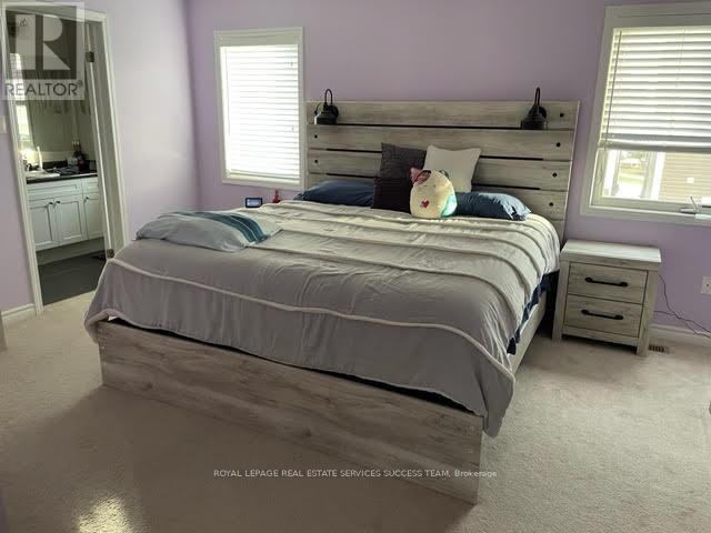 158 West Oak Trail N, Kitchener, Ontario  N2R 0J4 - Photo 7 - X12589884