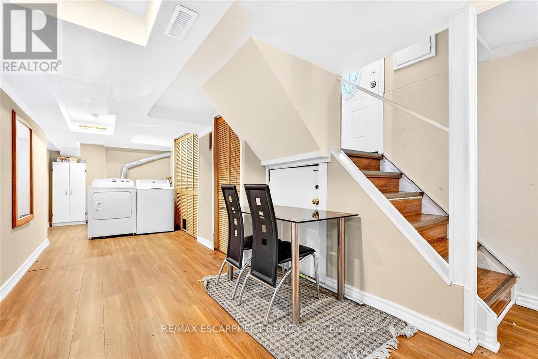 111 Leland Street, Hamilton, Ontario  L8S 3A3 - Photo 31 - X12589962