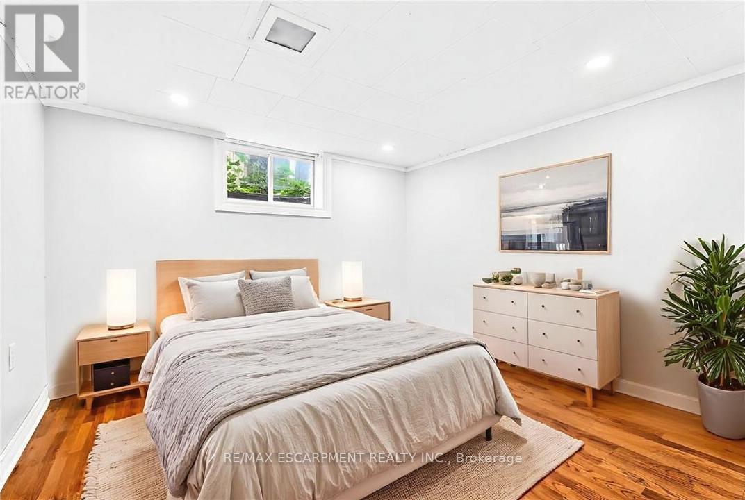 111 Leland Street, Hamilton, Ontario  L8S 3A3 - Photo 35 - X12589962