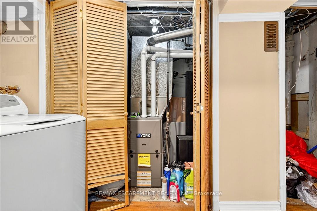 111 Leland Street, Hamilton, Ontario  L8S 3A3 - Photo 41 - X12589962