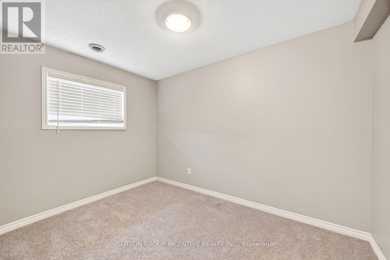 351 Chub Lake Road, Huntsville, Ontario  P1H 1S4 - Photo 12 - X12589998