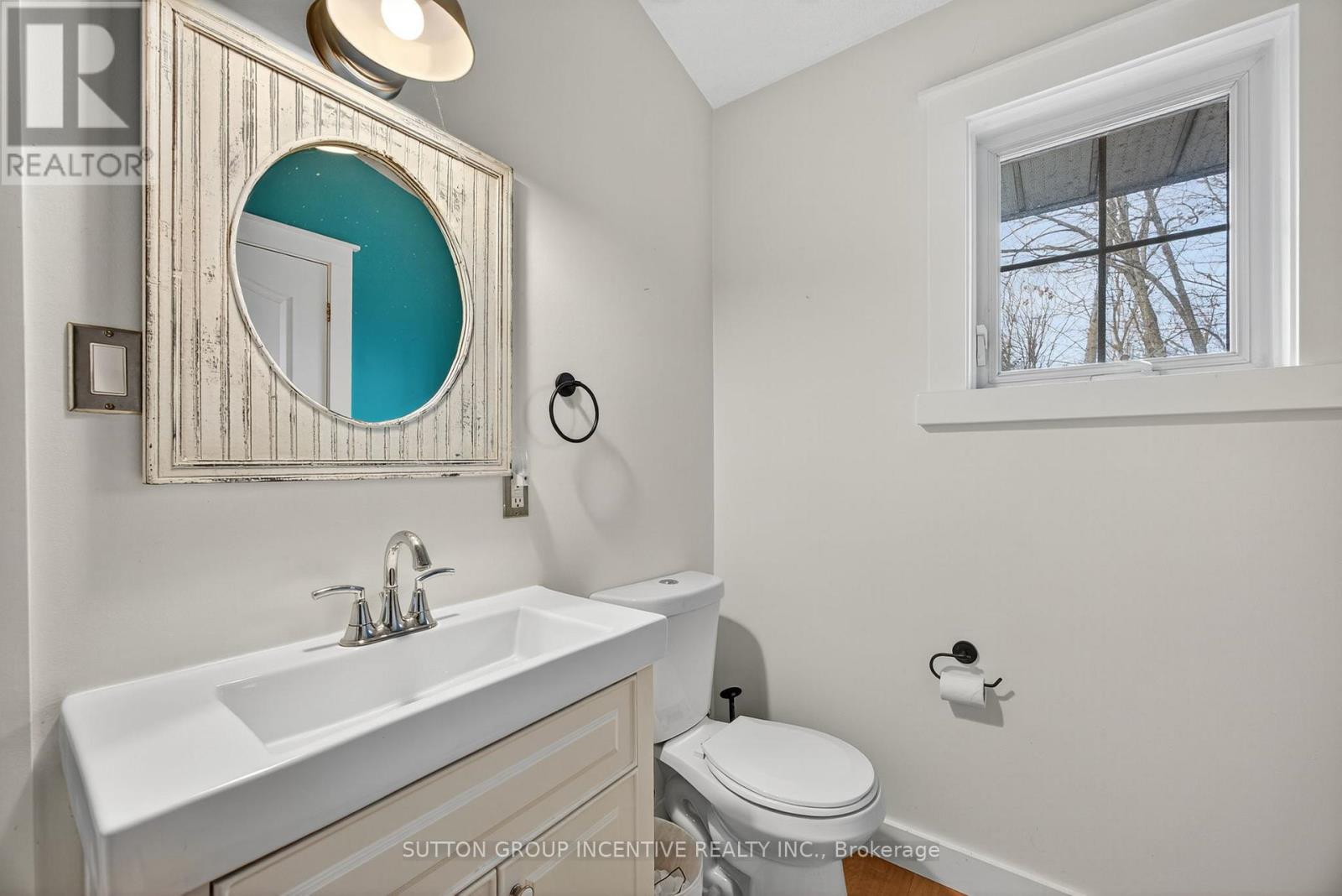 351 Chub Lake Road, Huntsville, Ontario  P1H 1S4 - Photo 9 - X12589998