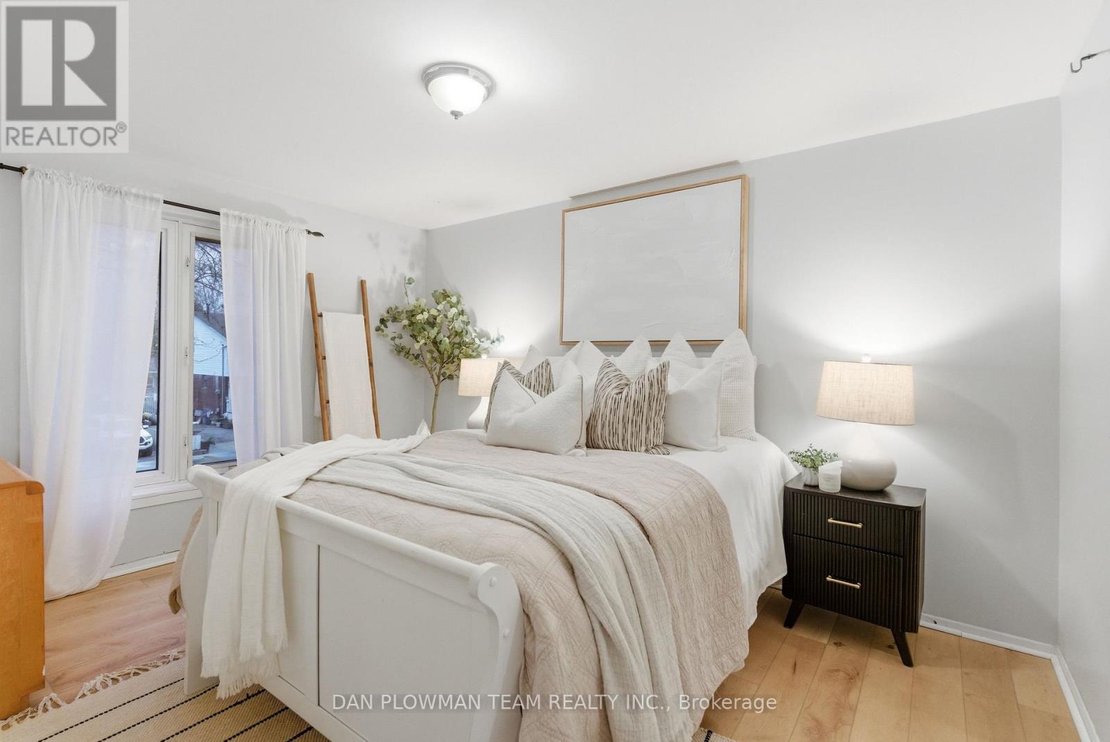 366 Rosedale Drive, Whitby, Ontario L1N 1Z4 - Photo 12 - E12576880