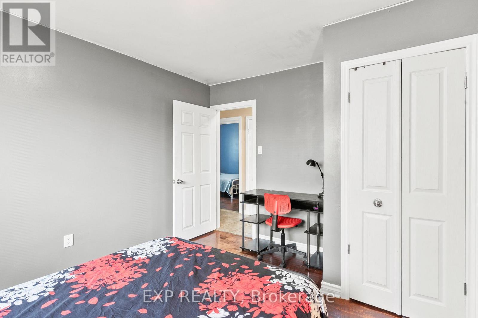 61 Radford Street, Hamilton, Ontario  L8S 3E5 - Photo 10 - X12590144