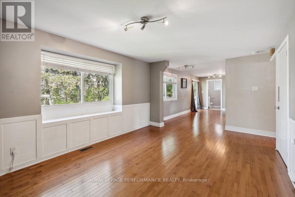 2045 Deerhurst Court, Ottawa, Ontario K1J 8H2 - Photo 14 - X12587136