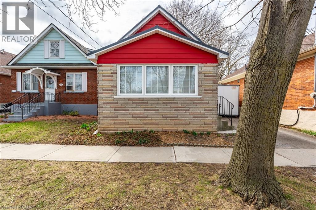 144 Dufferin Street E, St. Catharines, Ontario  L2R 2A4 - Photo 2 - 40755753