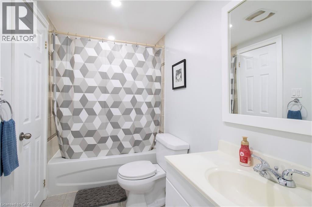 28 Glen Eden Court, Hamilton, Ontario  L9C 6H6 - Photo 29 - 40779249