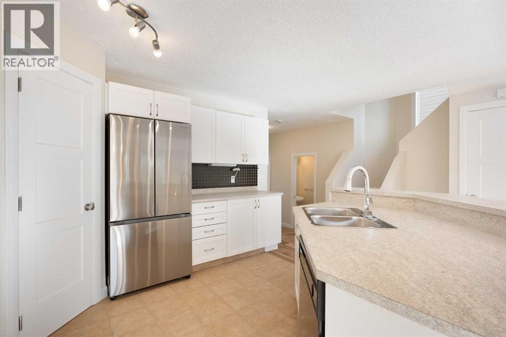 340 Tuscany Ridge Heights Nw, Calgary, Alberta  T3L 3B6 - Photo 9 - A2267004