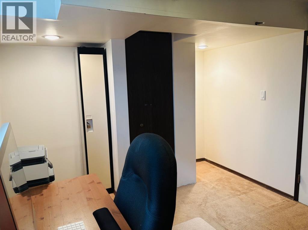 124 Glenpatrick Drive Sw, Calgary, Alberta  T3E 4L6 - Photo 39 - A2269591