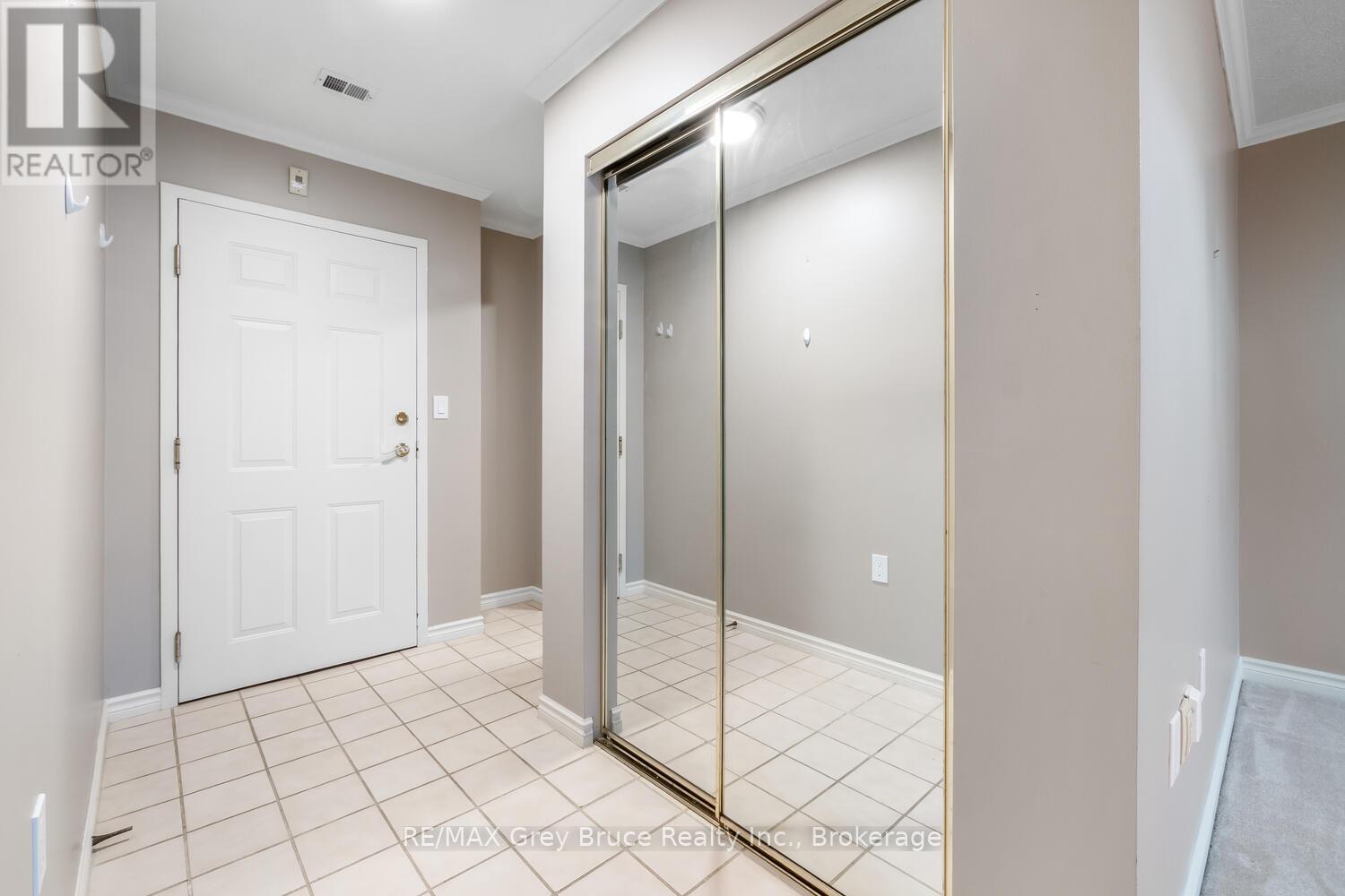 410 - 2555 3rd Ave Avenue W, Owen Sound, Ontario  N4K 6T8 - Photo 16 - X12453912