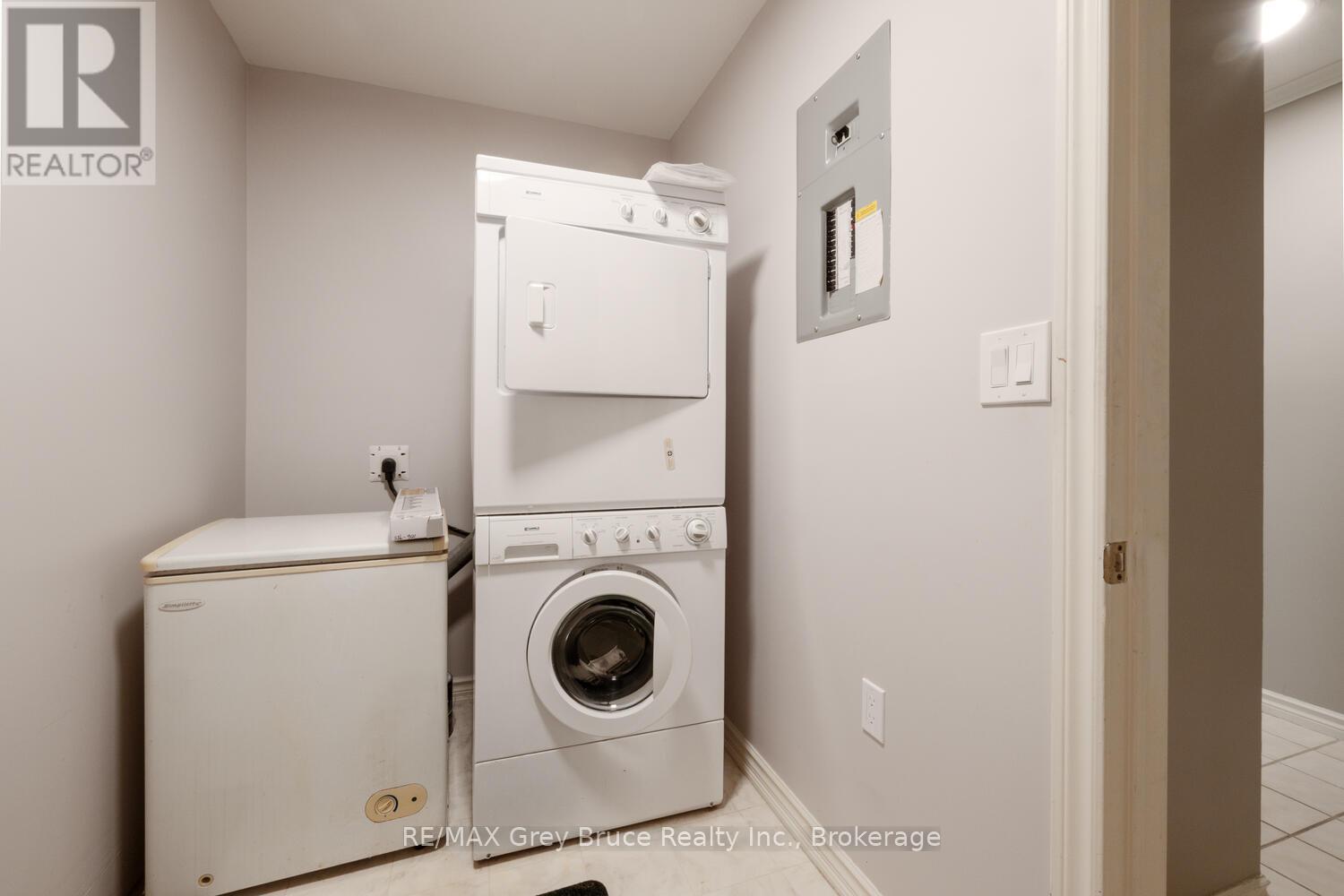 410 - 2555 3rd Ave Avenue W, Owen Sound, Ontario  N4K 6T8 - Photo 18 - X12453912