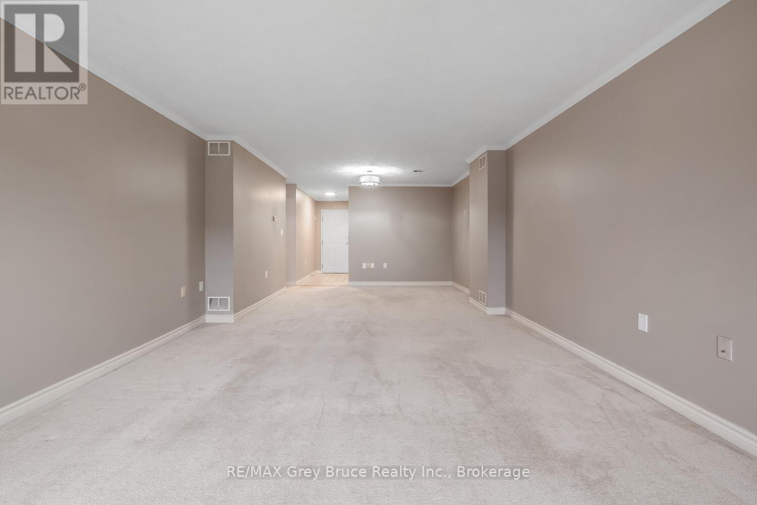 410 - 2555 3rd Ave Avenue W, Owen Sound, Ontario  N4K 6T8 - Photo 35 - X12453912