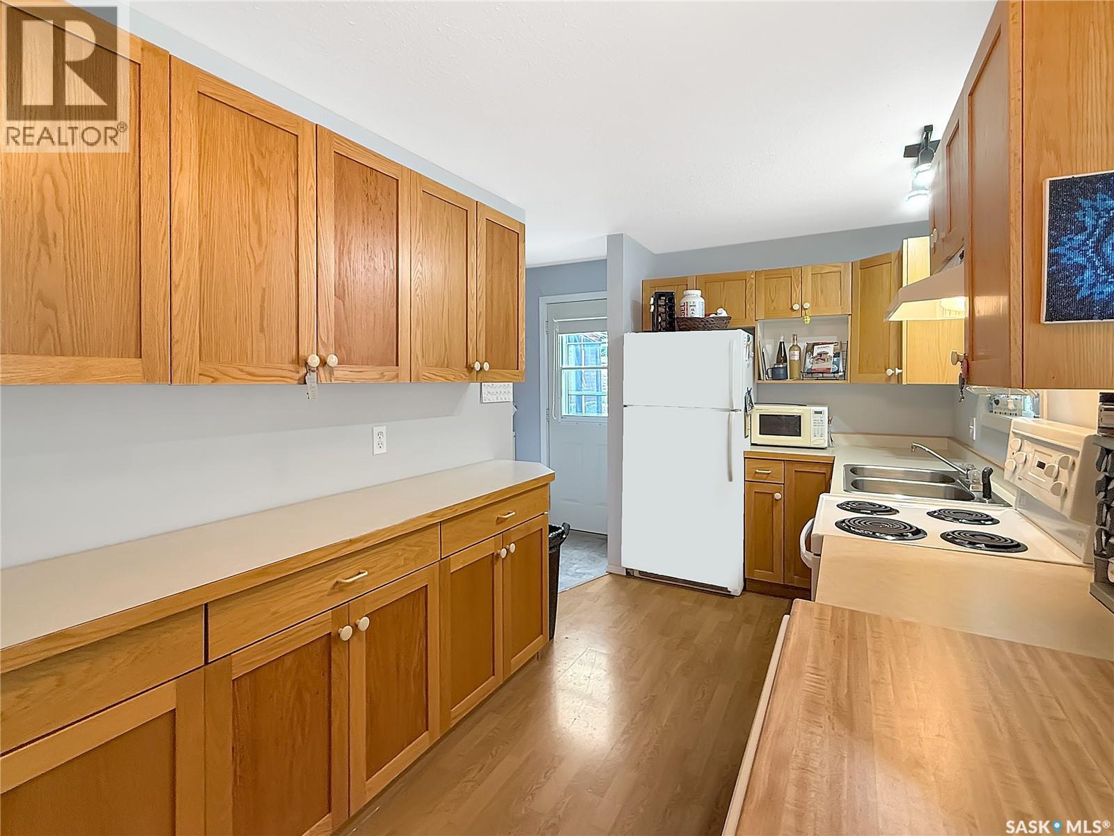 28 Andrews Avenue, Candle Lake, Saskatchewan  S0J 3E0 - Photo 3 - SK015483