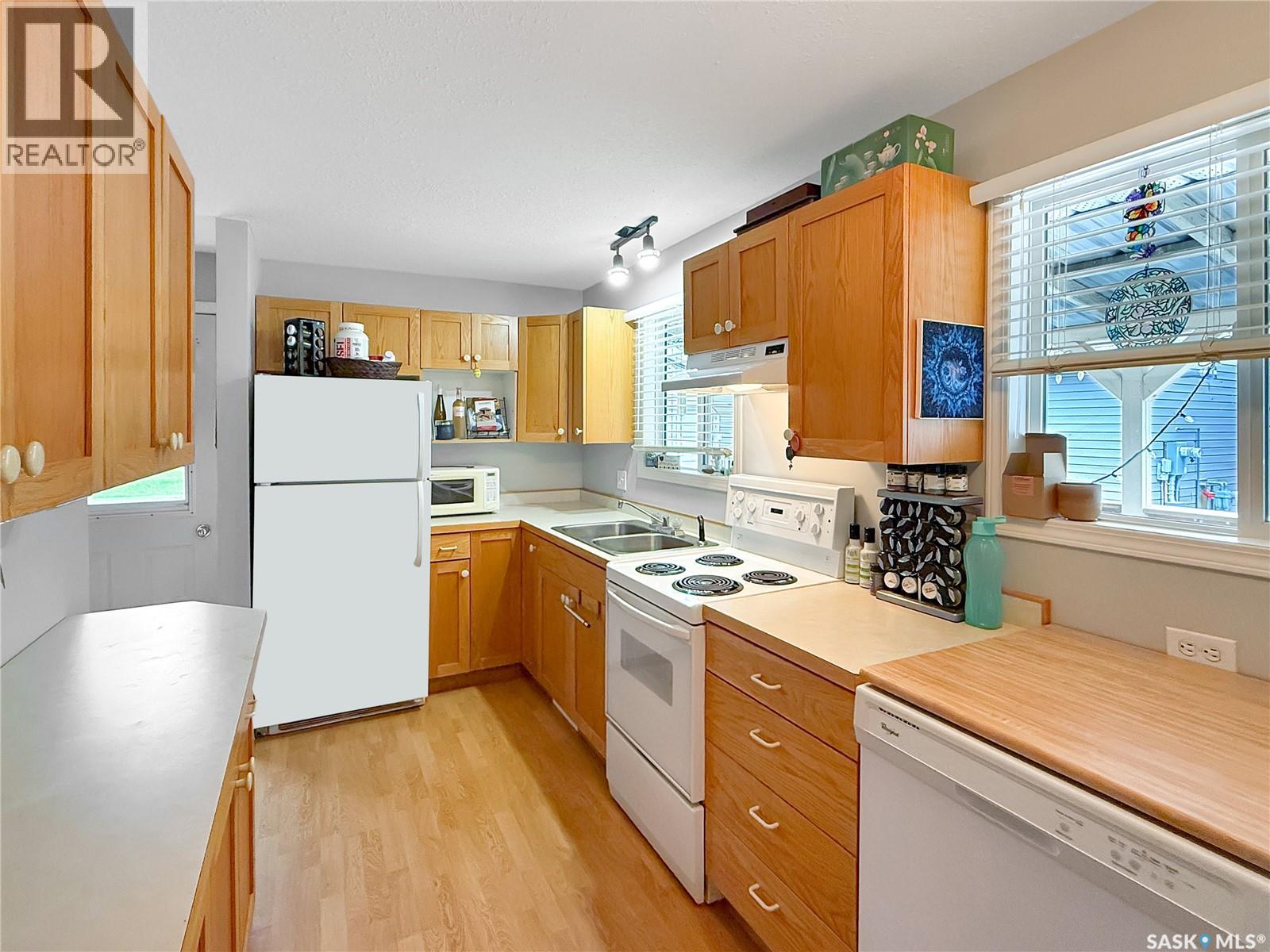 28 Andrews Avenue, Candle Lake, Saskatchewan  S0J 3E0 - Photo 2 - SK015483