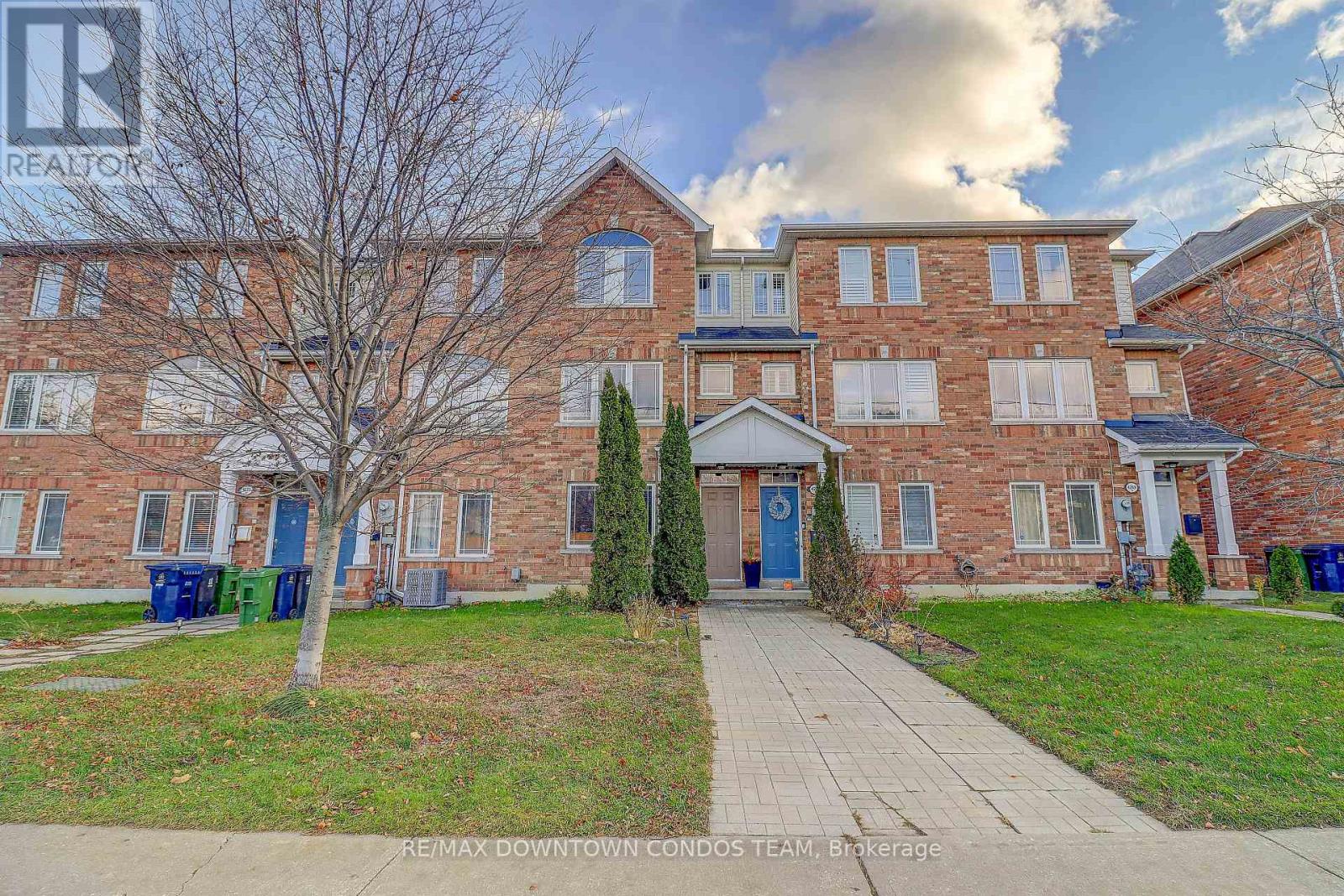4271a Lawrence Avenue E, Toronto, Ontario  M1E 2S8 - Photo 2 - E12586014