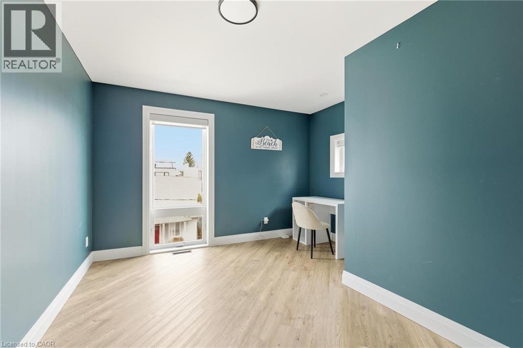 Photo 25 of 40 for 26 Huron Street