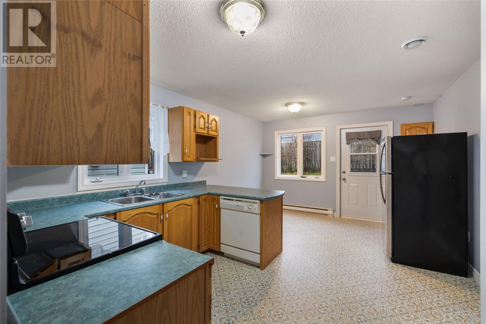 11 Glavine Street, St. John's, Newfoundland & Labrador  A1E 6E5 - Photo 8 - 1292987