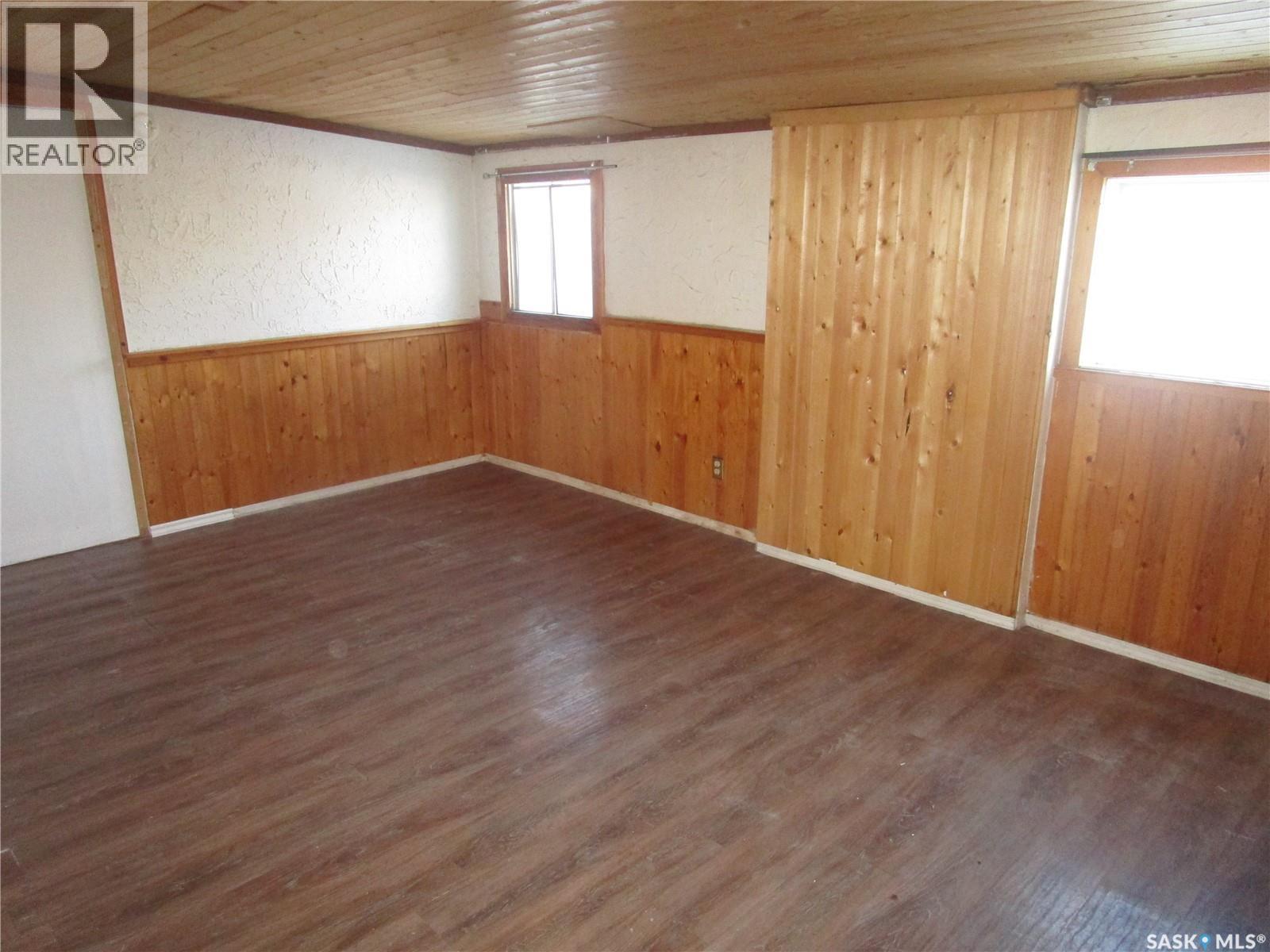 42 Sunrise Estates, Assiniboia, Saskatchewan  S0H 0B0 - Photo 15 - SK024977