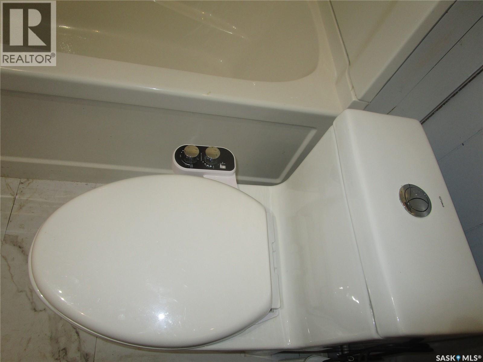 42 Sunrise Estates, Assiniboia, Saskatchewan  S0H 0B0 - Photo 7 - SK024977