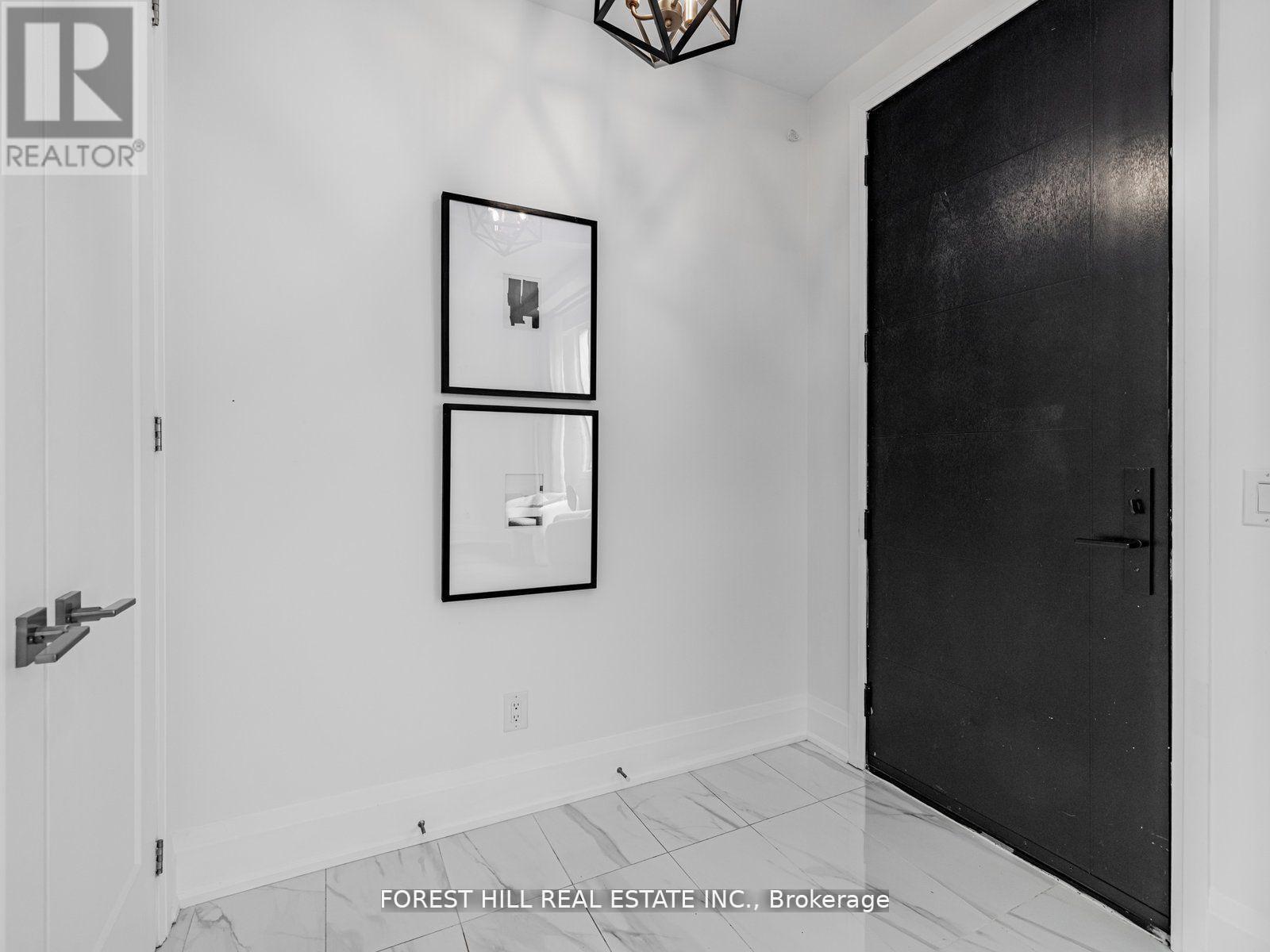 Unit 5 - 35 Dervock Crescent, Toronto (Bayview Village), Ontario  M2K 0G7 - Photo 4 - C12590138