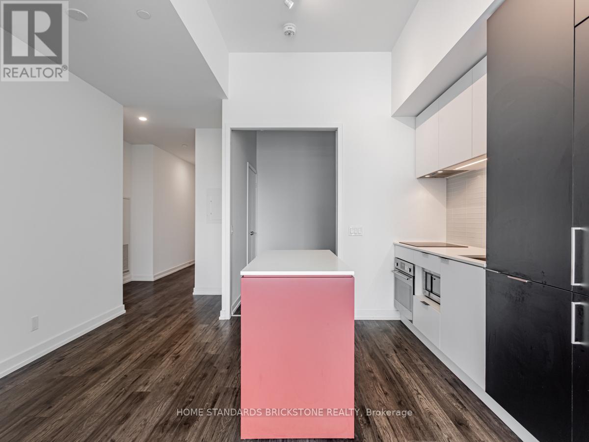 2001 - 33 Helendale Avenue, Toronto (Yonge-Eglinton), Ontario  M4R 0A4 - Photo 13 - C12590168