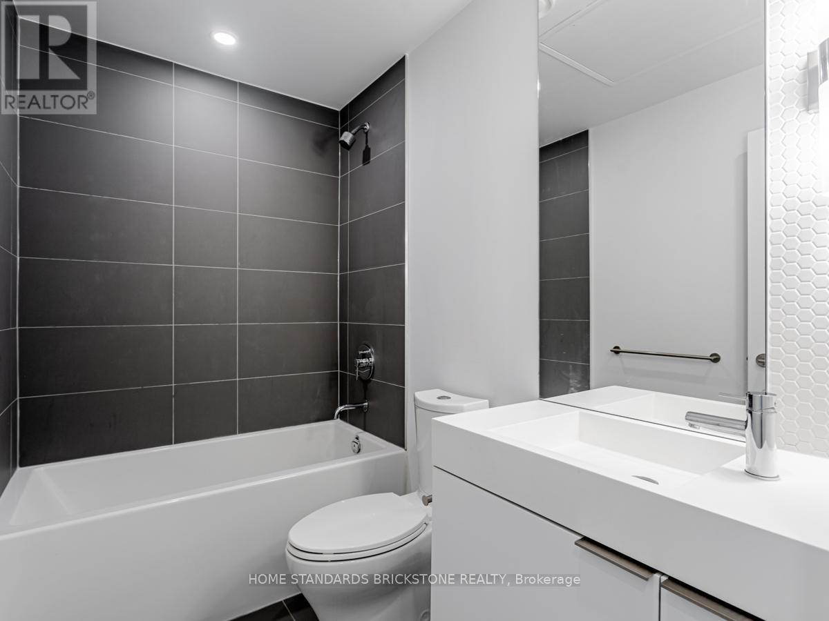 2001 - 33 Helendale Avenue, Toronto (Yonge-Eglinton), Ontario  M4R 0A4 - Photo 21 - C12590168