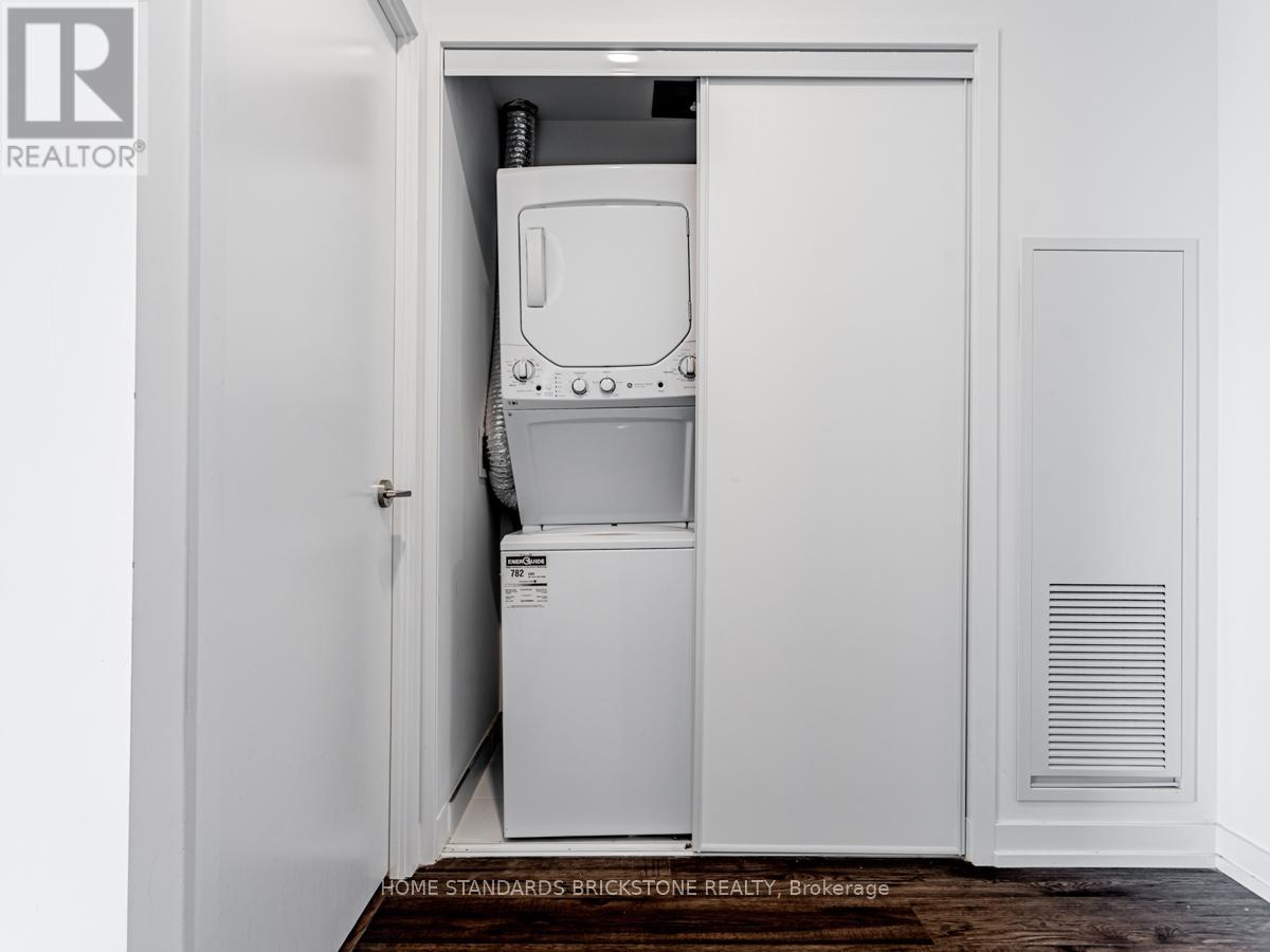 2001 - 33 Helendale Avenue, Toronto (Yonge-Eglinton), Ontario  M4R 0A4 - Photo 22 - C12590168