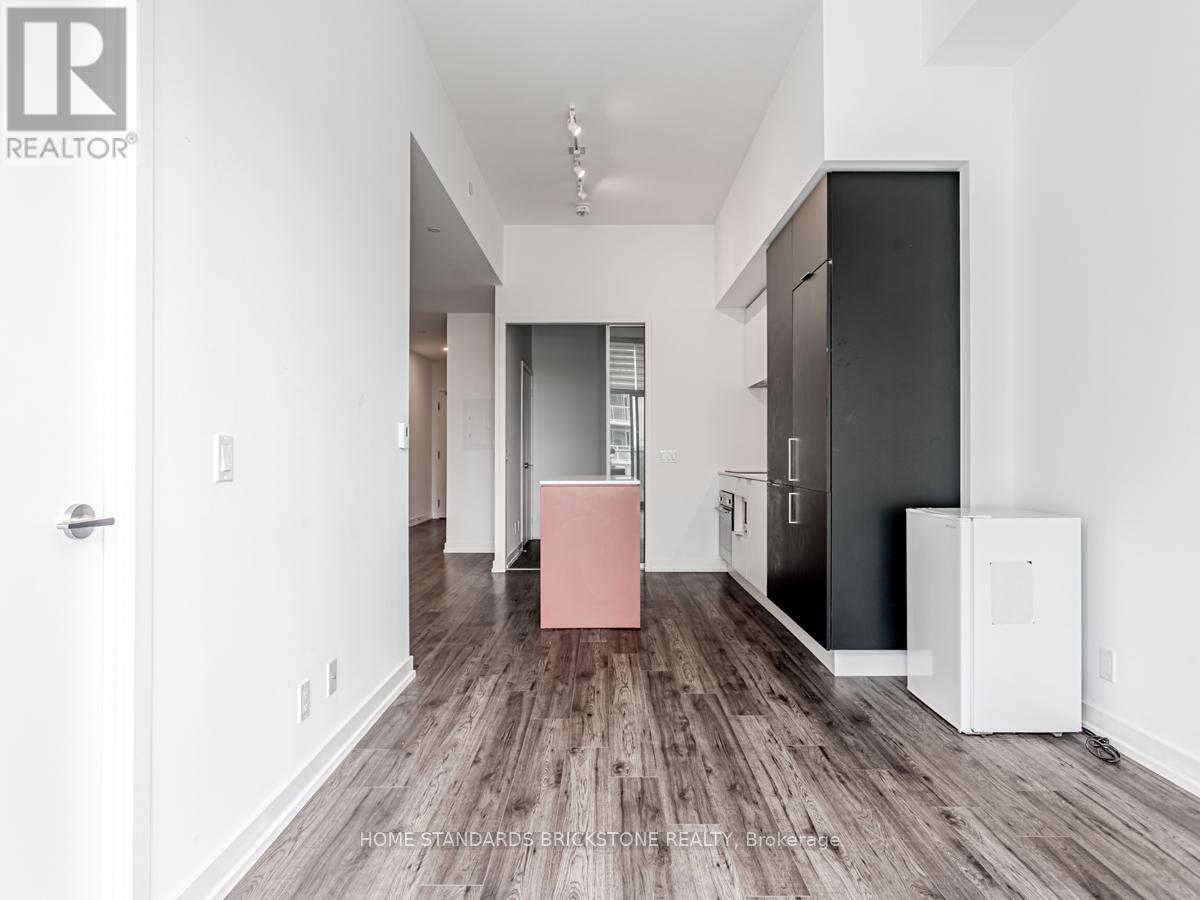 2001 - 33 Helendale Avenue, Toronto (Yonge-Eglinton), Ontario  M4R 0A4 - Photo 6 - C12590168