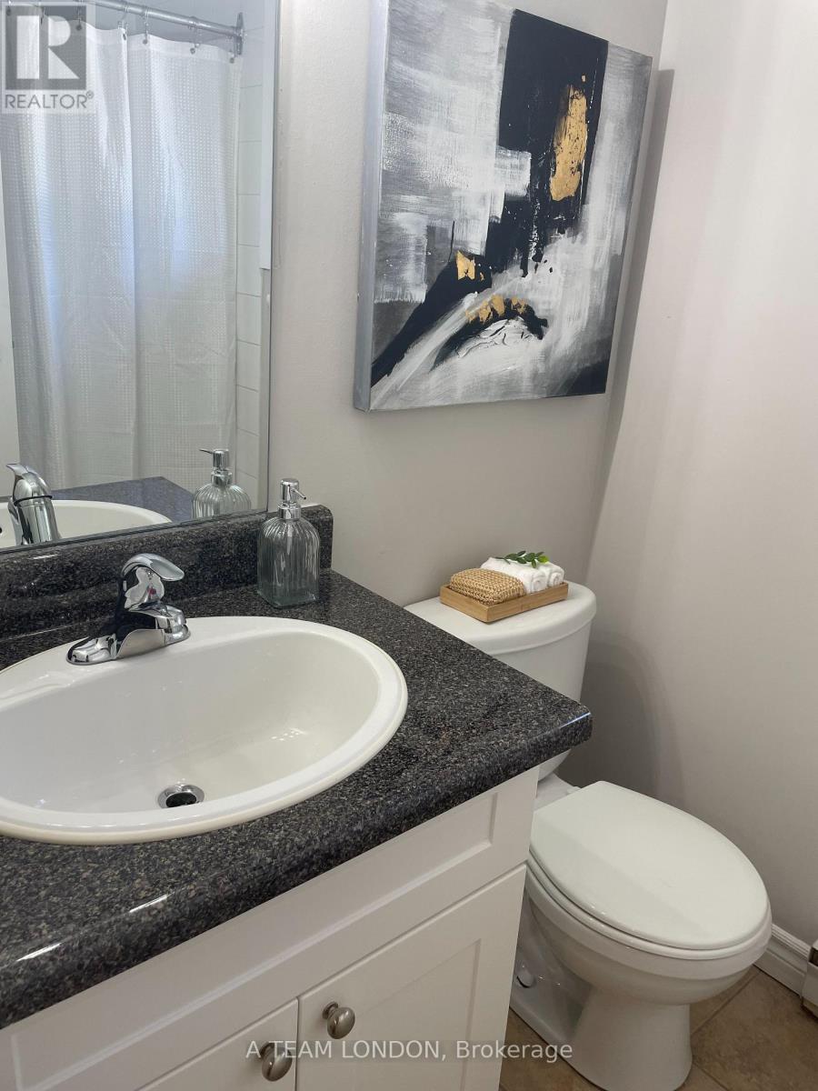 67 - 135 Belmont Drive, London South, Ontario N6J 4J3 - Photo 13 - X12434315