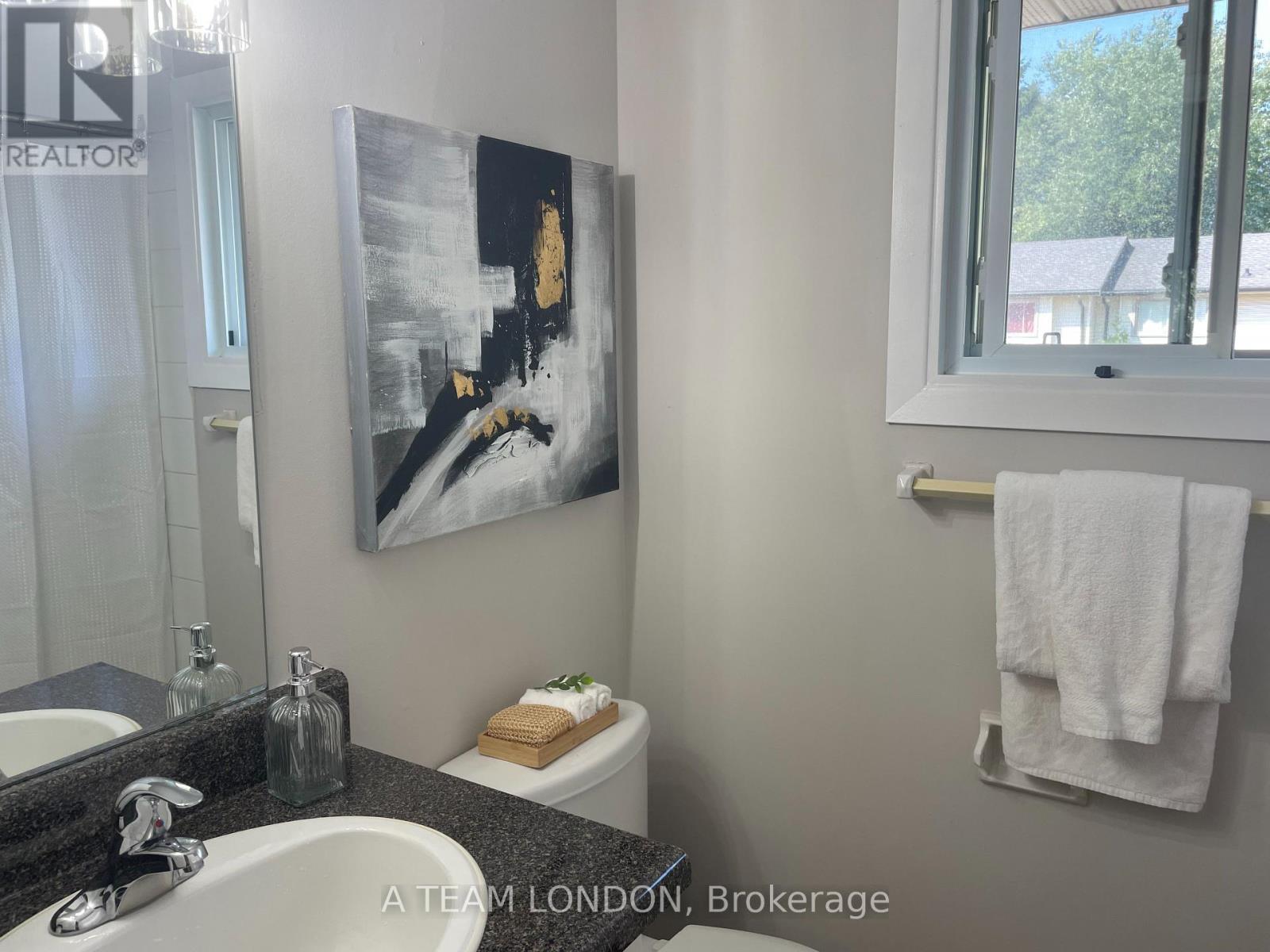 67 - 135 Belmont Drive, London South, Ontario N6J 4J3 - Photo 12 - X12434315