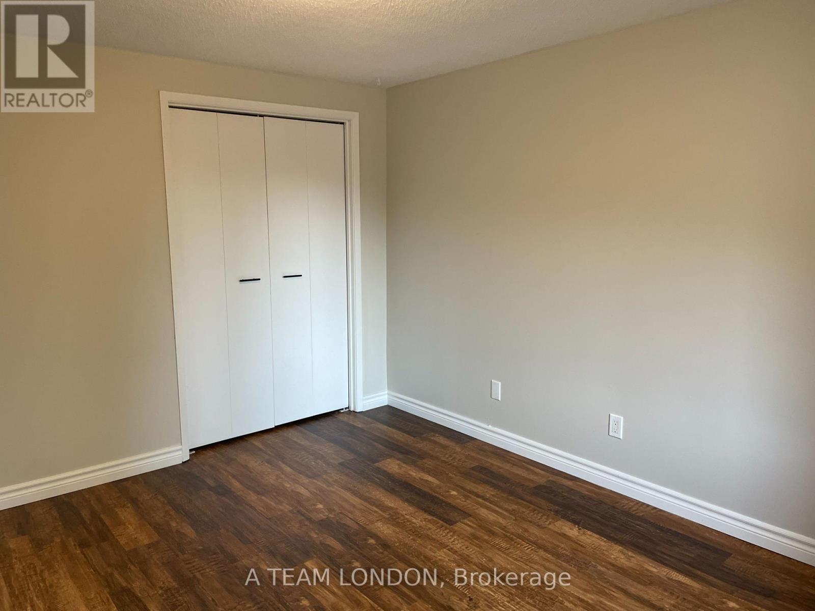 33 - 35 Waterman Avenue, London South, Ontario  N6C 5T7 - Photo 17 - X12347157