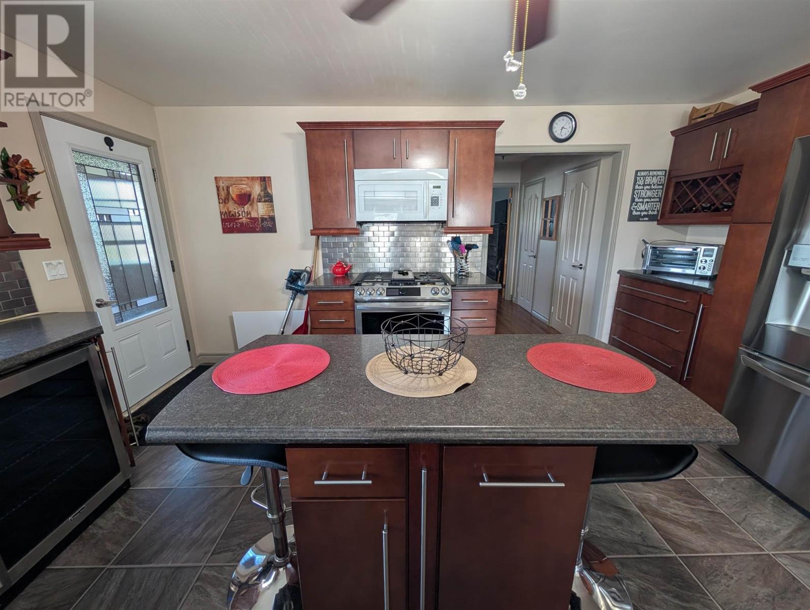 59 Winston Rd, Wawa, Ontario P0S 1K0 - Photo 9 - SM252432