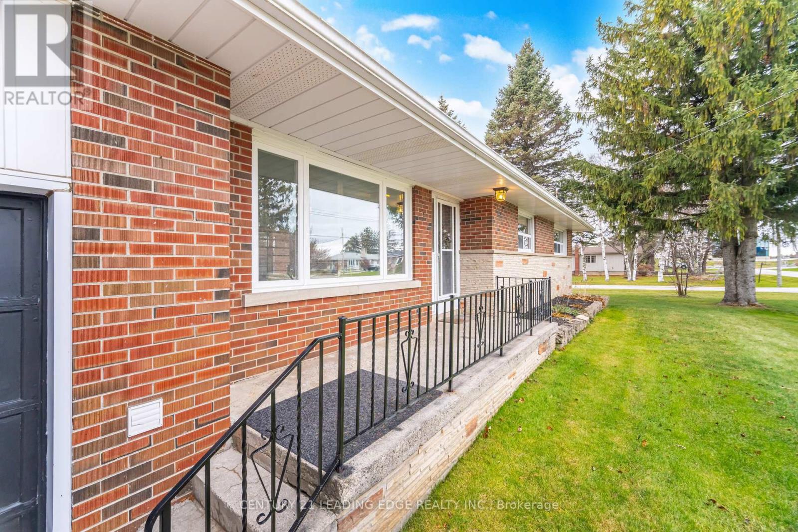 29 Joyce Boulevard, Whitchurch-Stouffville, Ontario  L4A 4N4 - Photo 11 - N12590112