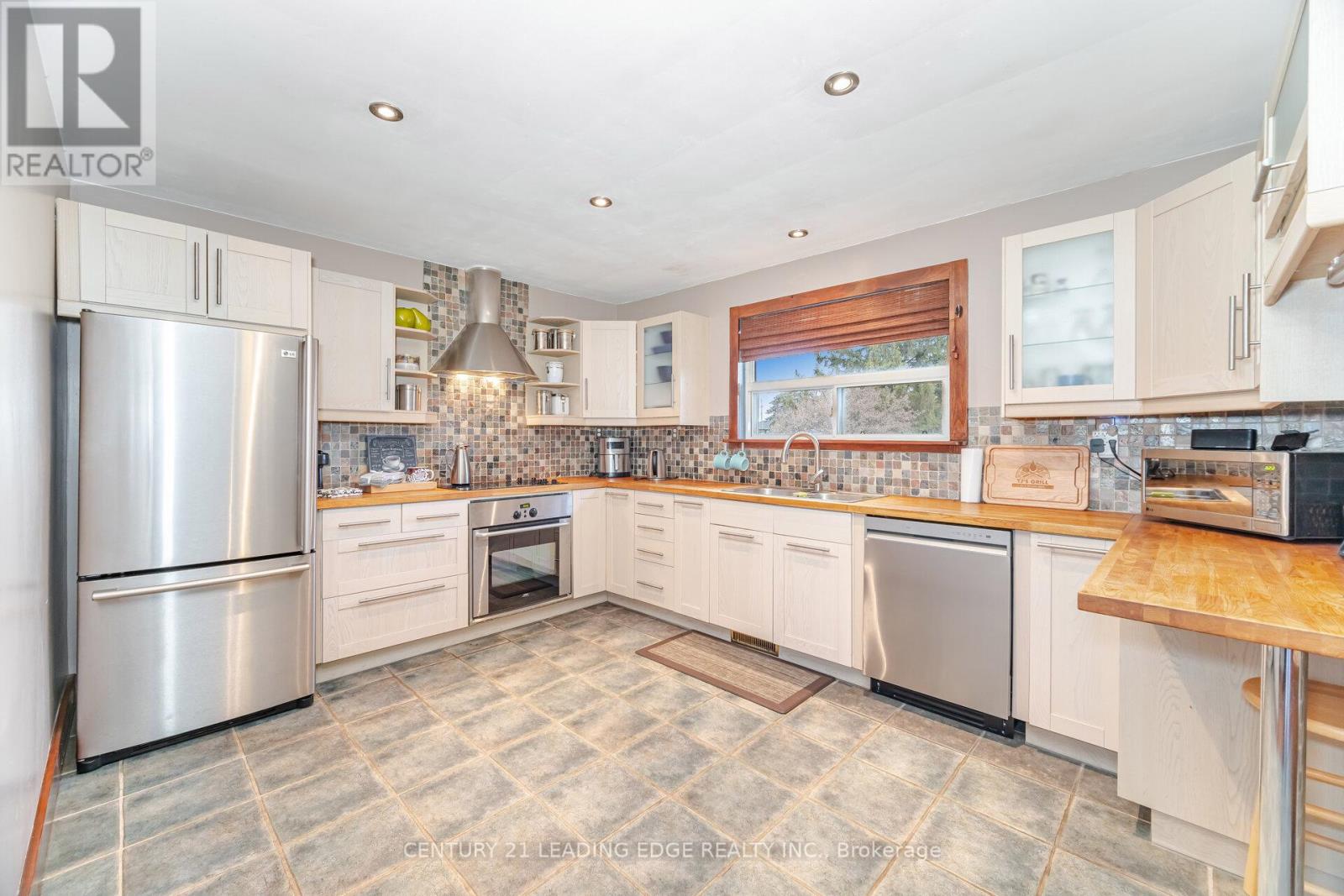 29 Joyce Boulevard, Whitchurch-Stouffville, Ontario  L4A 4N4 - Photo 16 - N12590112