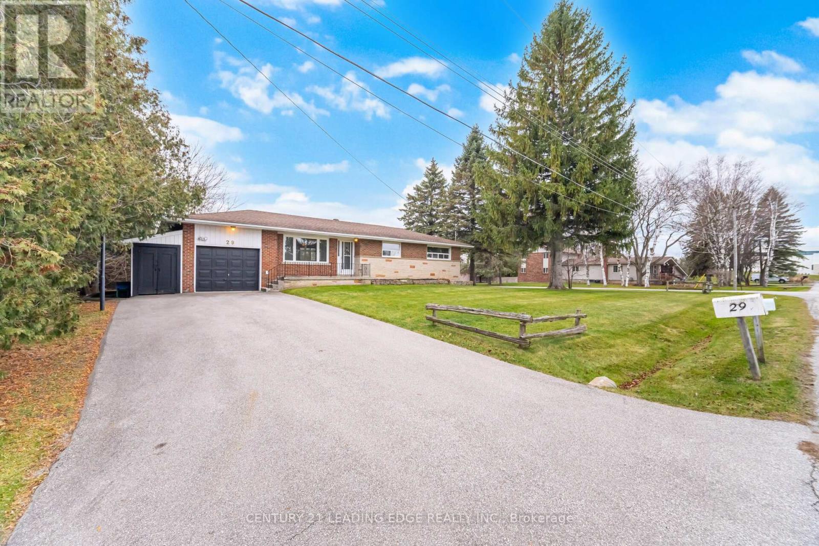 29 Joyce Boulevard, Whitchurch-Stouffville, Ontario  L4A 4N4 - Photo 9 - N12590112