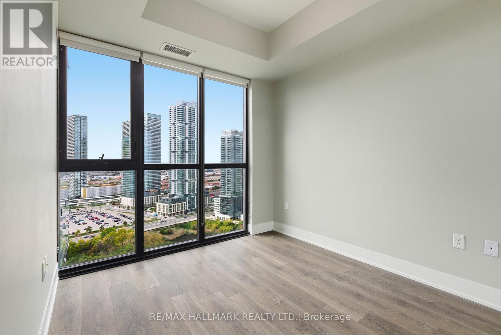 2406 - 2916 Highway 7 Road W, Vaughan (Concord), Ontario  L4K 0K6 - Photo 11 - N12590128