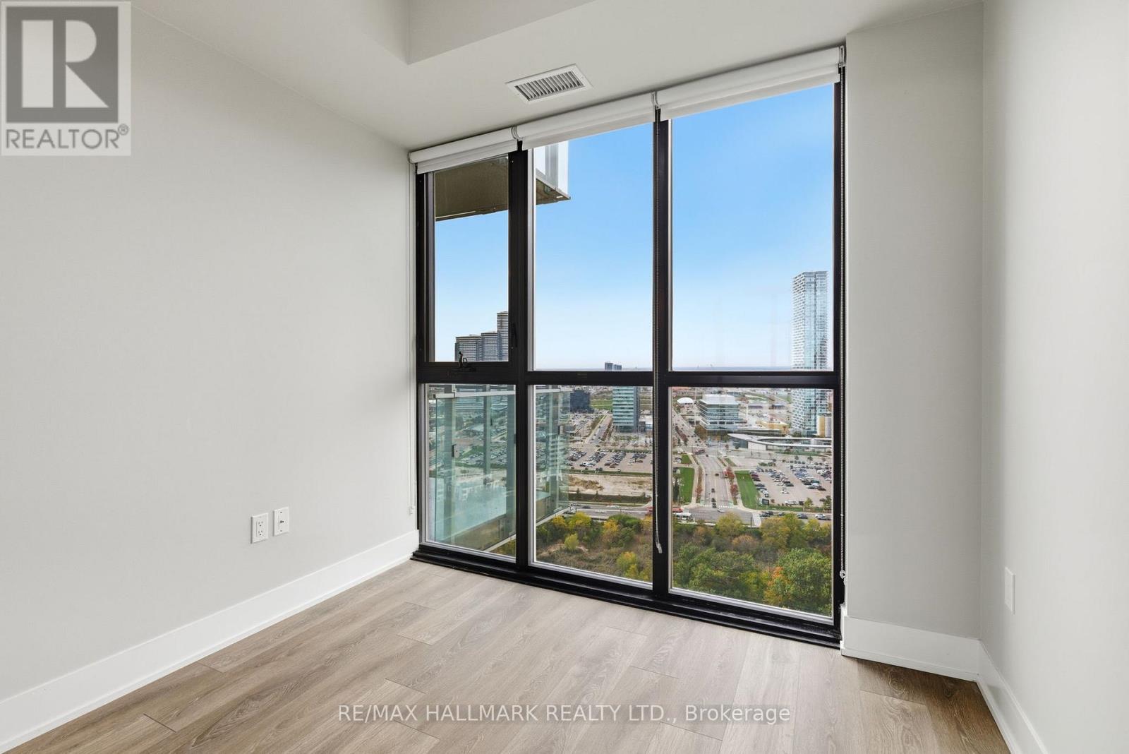 2406 - 2916 Highway 7 Road W, Vaughan (Concord), Ontario  L4K 0K6 - Photo 13 - N12590128