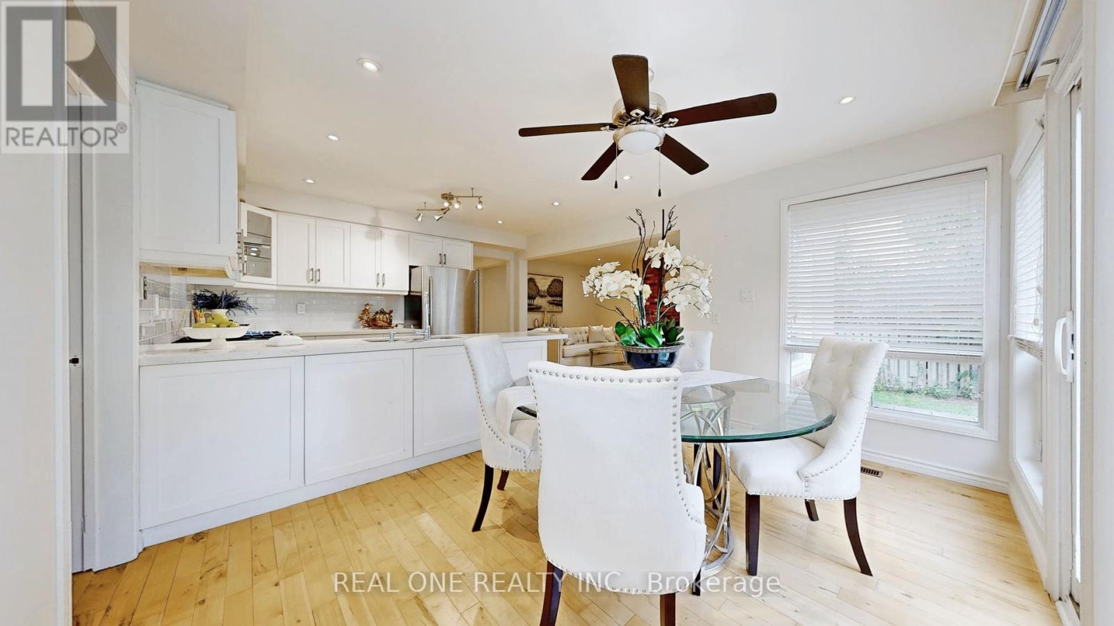 35 Aitken Circle, Markham (Unionville), Ontario  L3R 7L2 - Photo 12 - N12590212