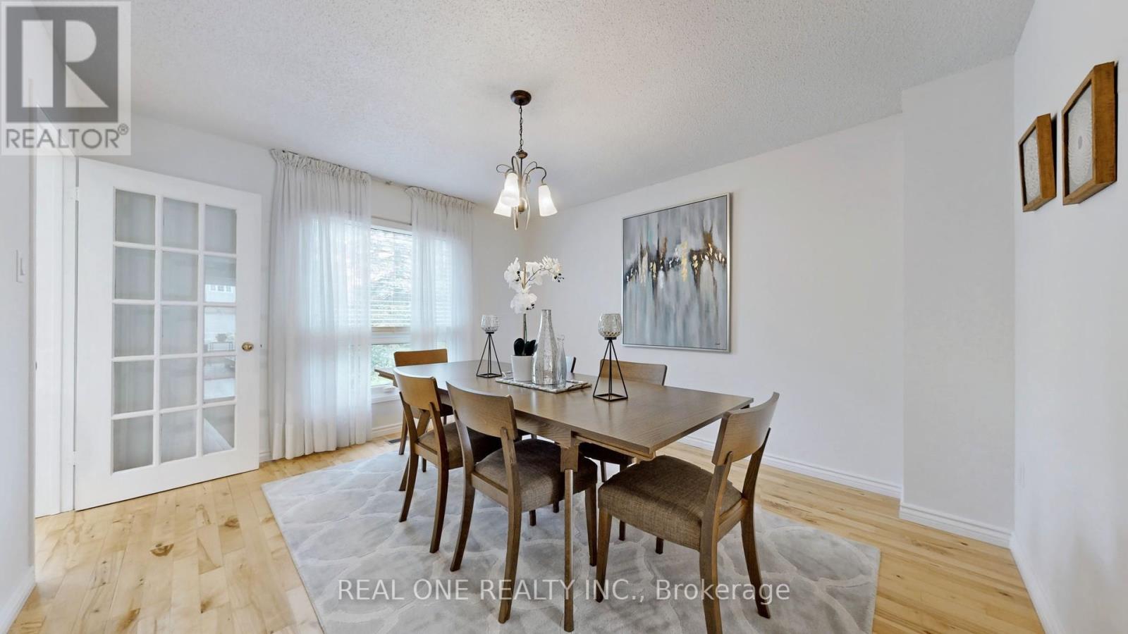35 Aitken Circle, Markham (Unionville), Ontario  L3R 7L2 - Photo 6 - N12590212