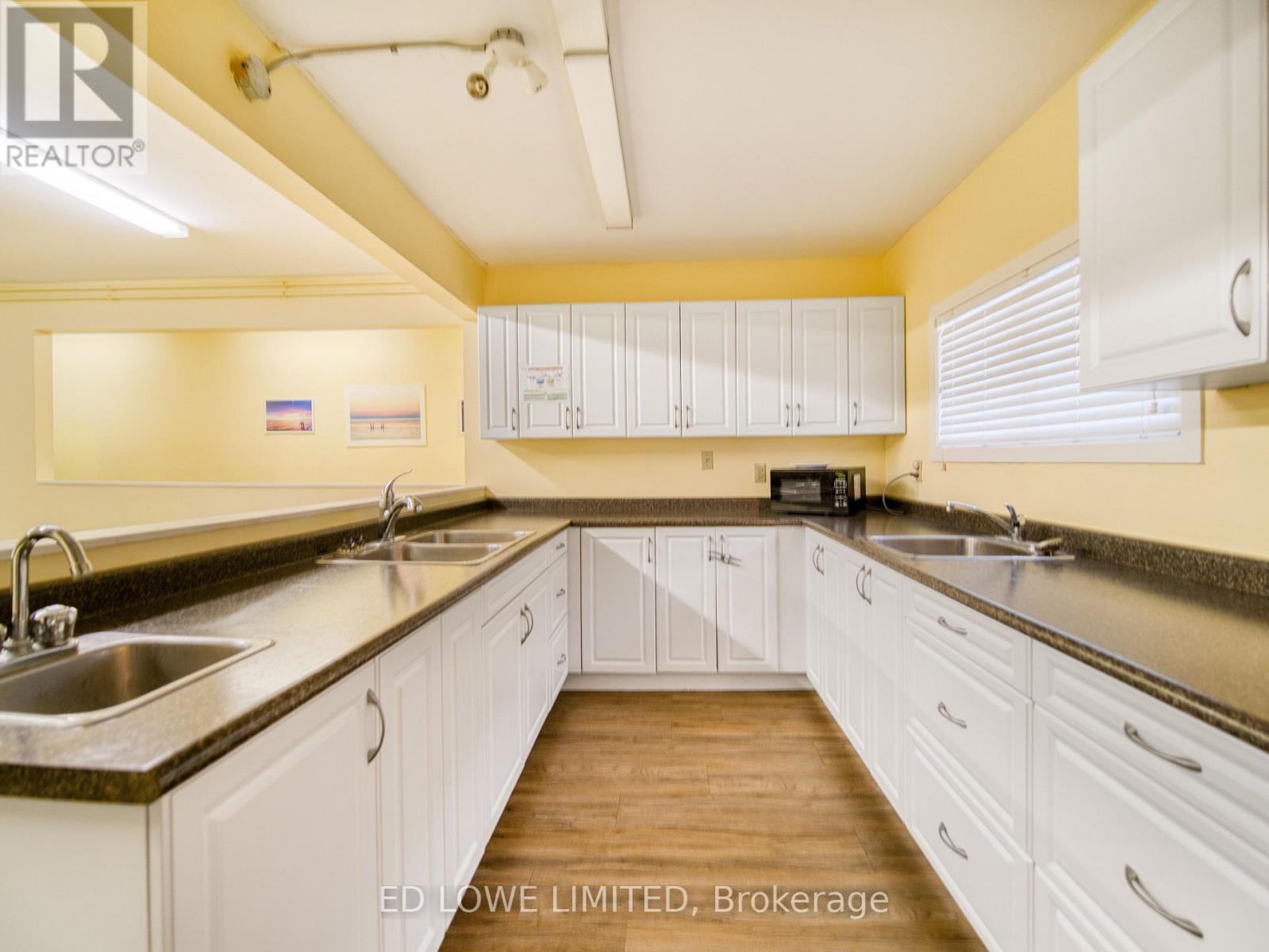 3761 Horseshoe Valley Road W, Springwater, Ontario L9X 1E8 - Photo 37 - S12590110