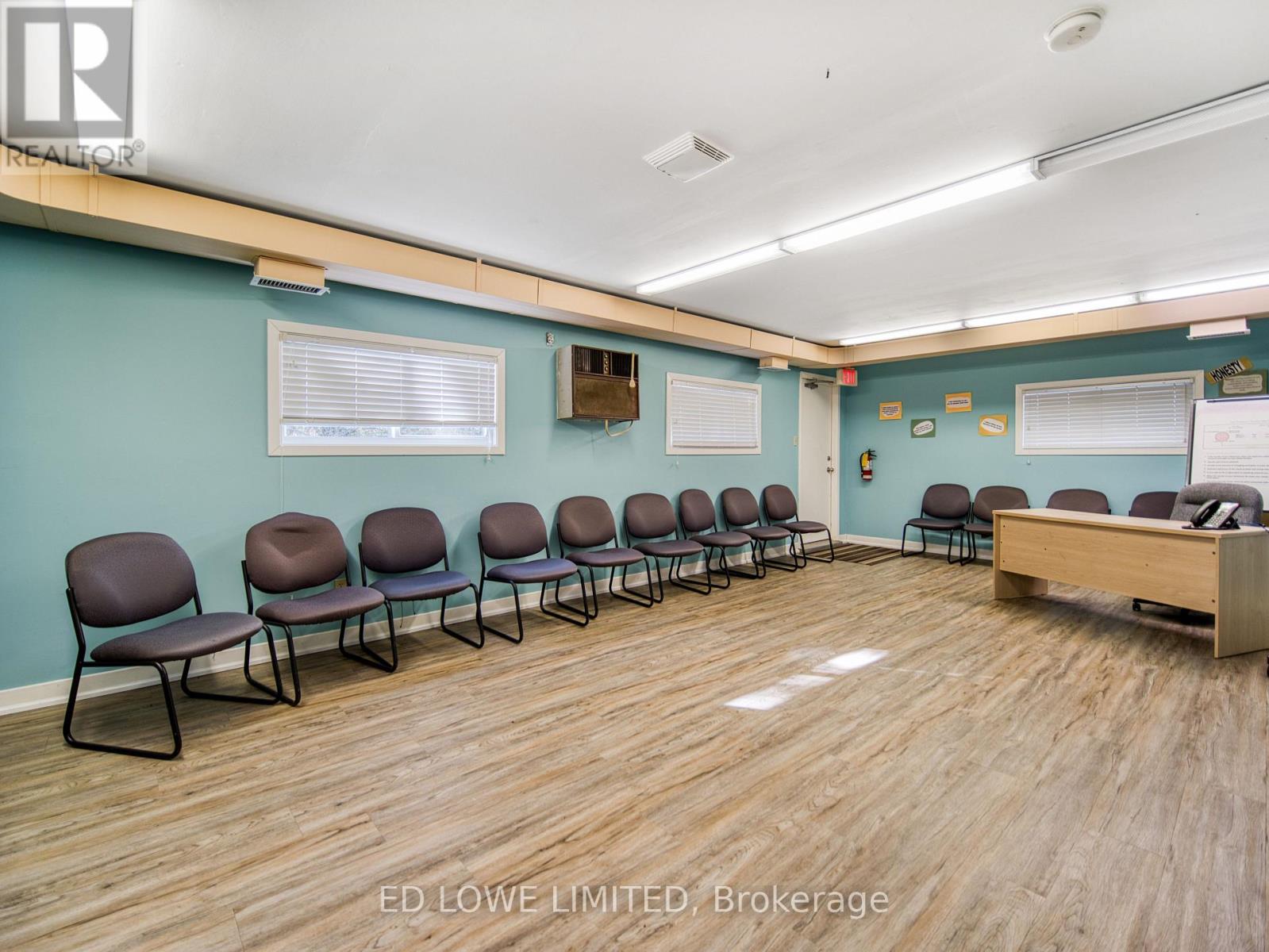 3761 Horseshoe Valley Road W, Springwater, Ontario L9X 1E8 - Photo 39 - S12590110