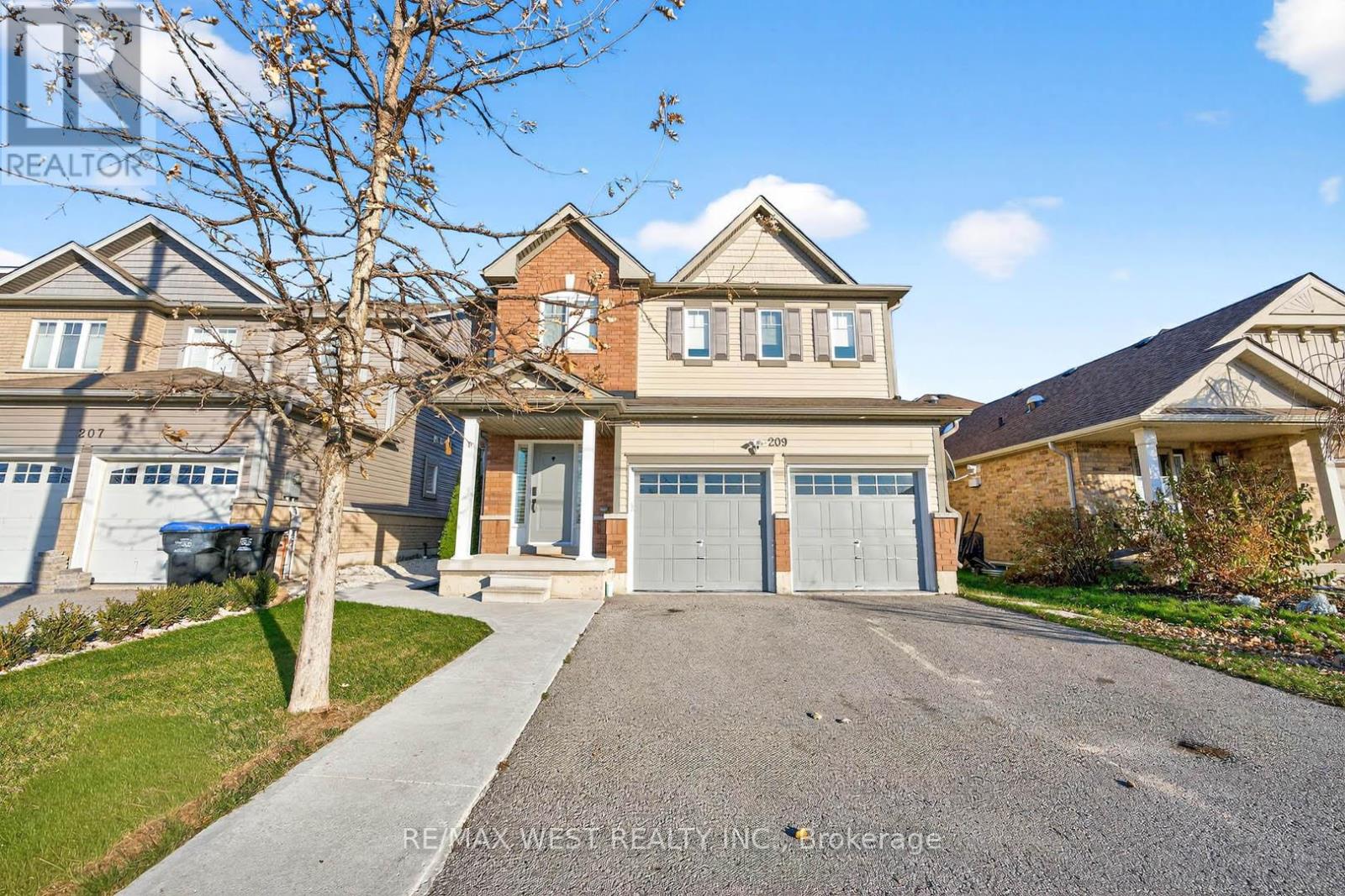 209 King Street South Street S, New Tecumseth, Ontario L9R 0A7 - Photo 4 - N12563522