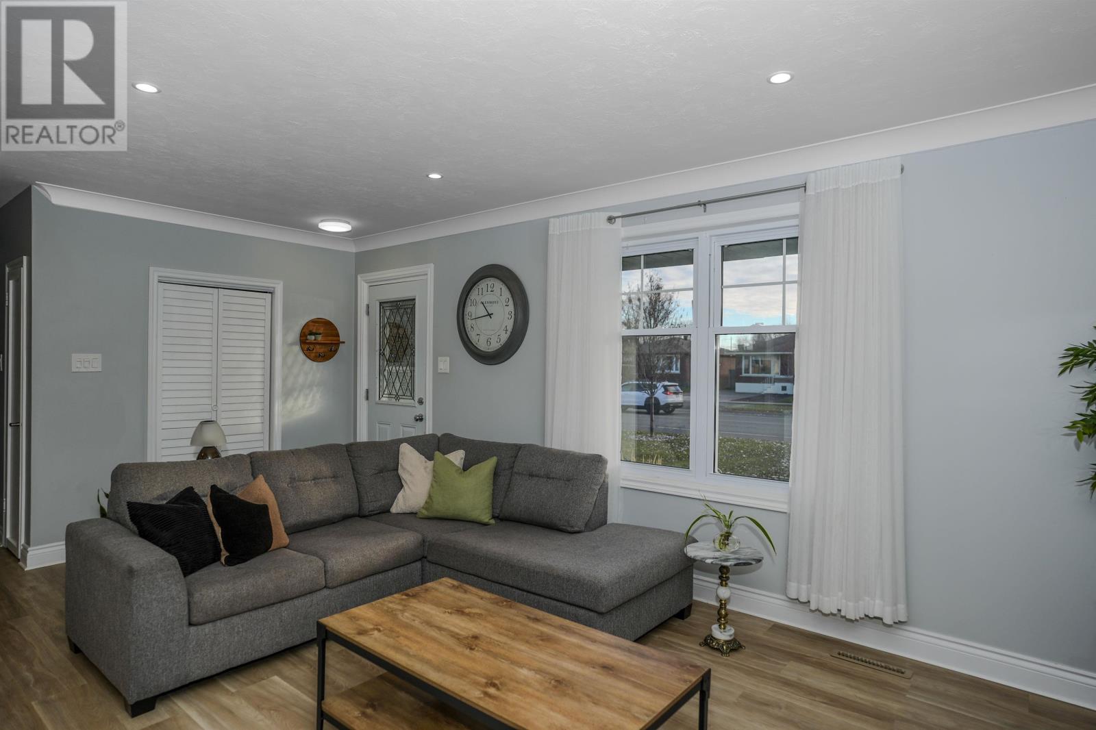 121 Walsh St W, Thunder Bay, Ontario P7E 4W5 - Photo 4 - TB253539