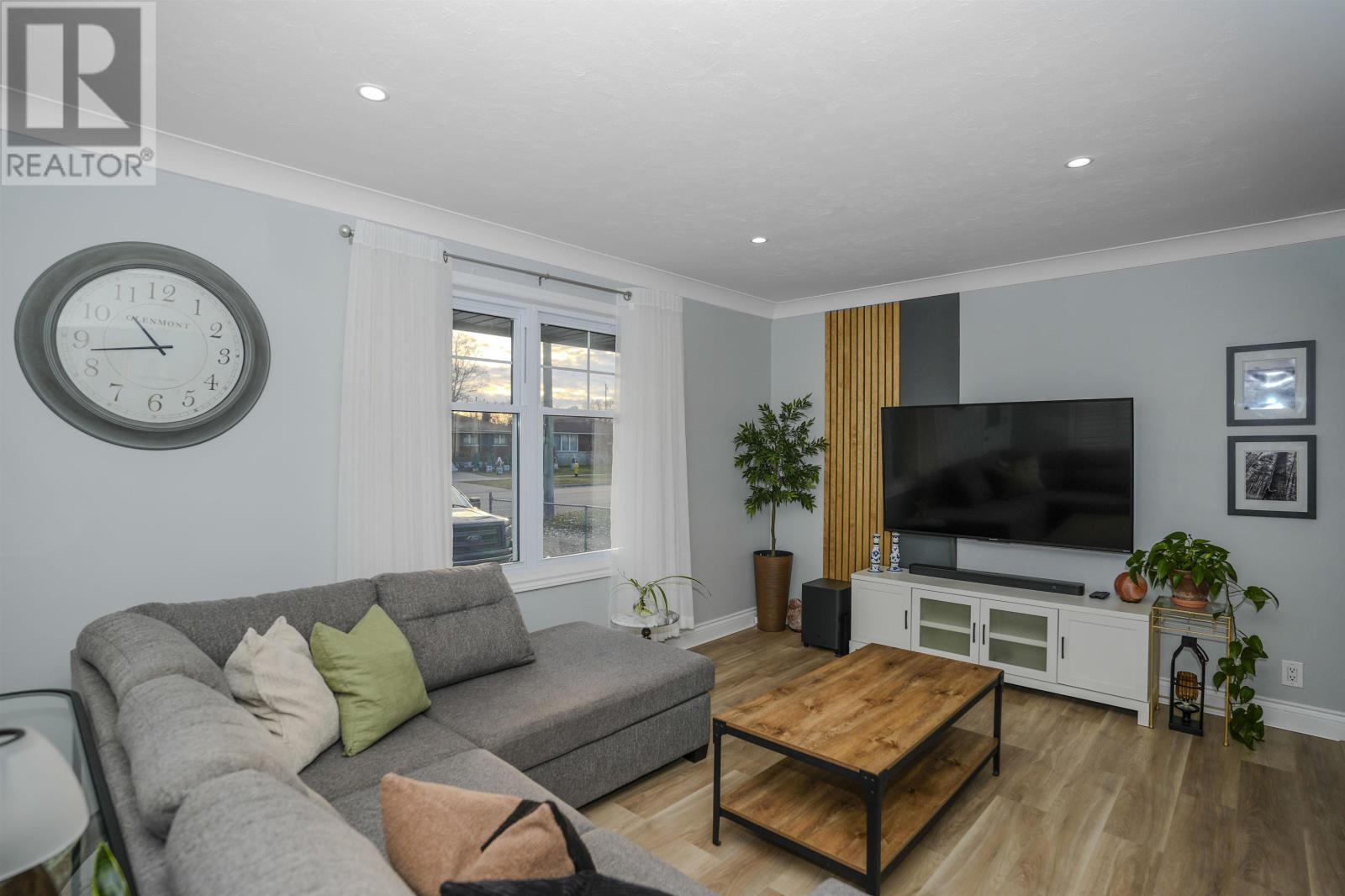 121 Walsh St W, Thunder Bay, Ontario P7E 4W5 - Photo 3 - TB253539