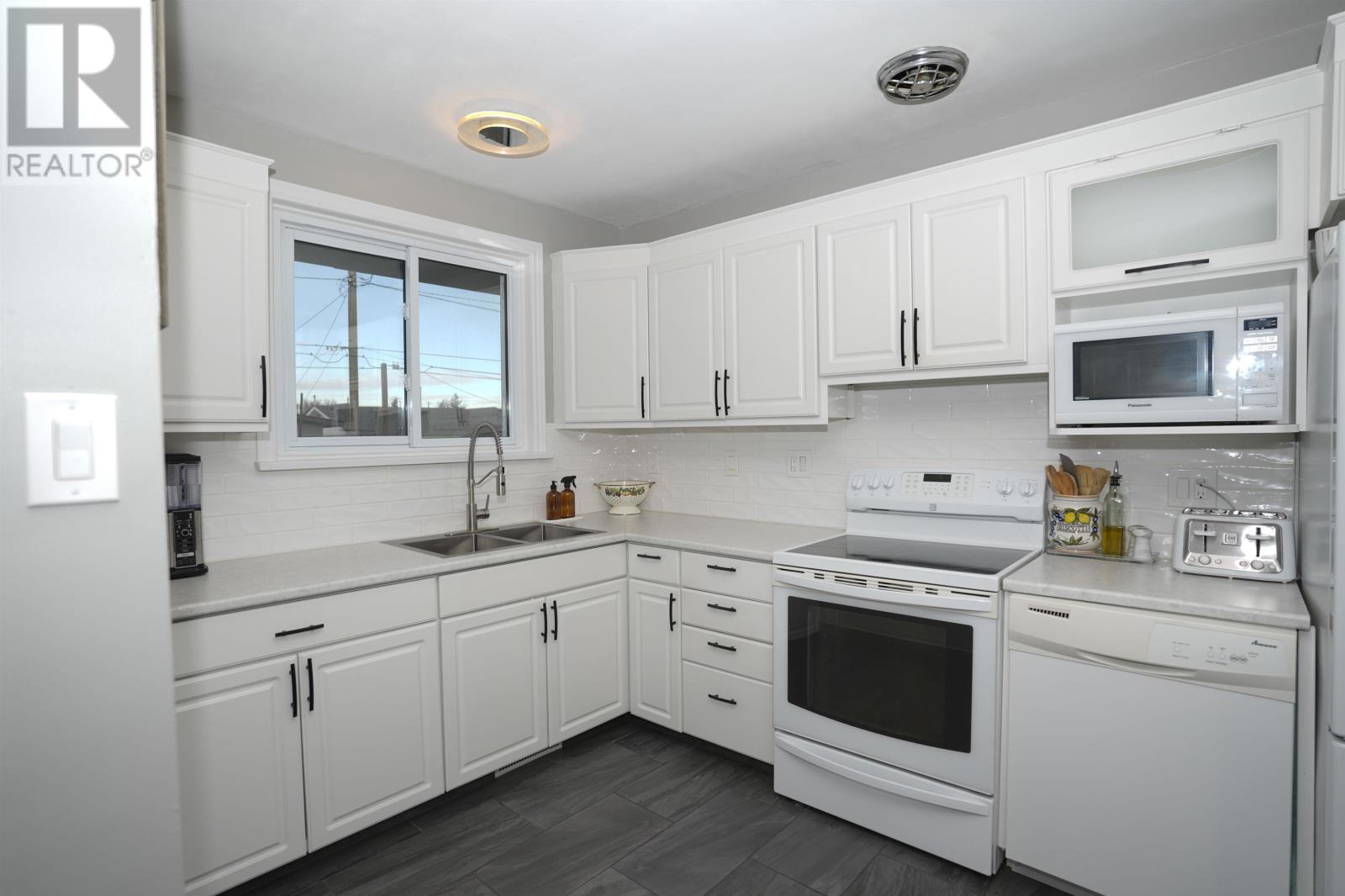 121 Walsh St W, Thunder Bay, Ontario P7E 4W5 - Photo 9 - TB253539