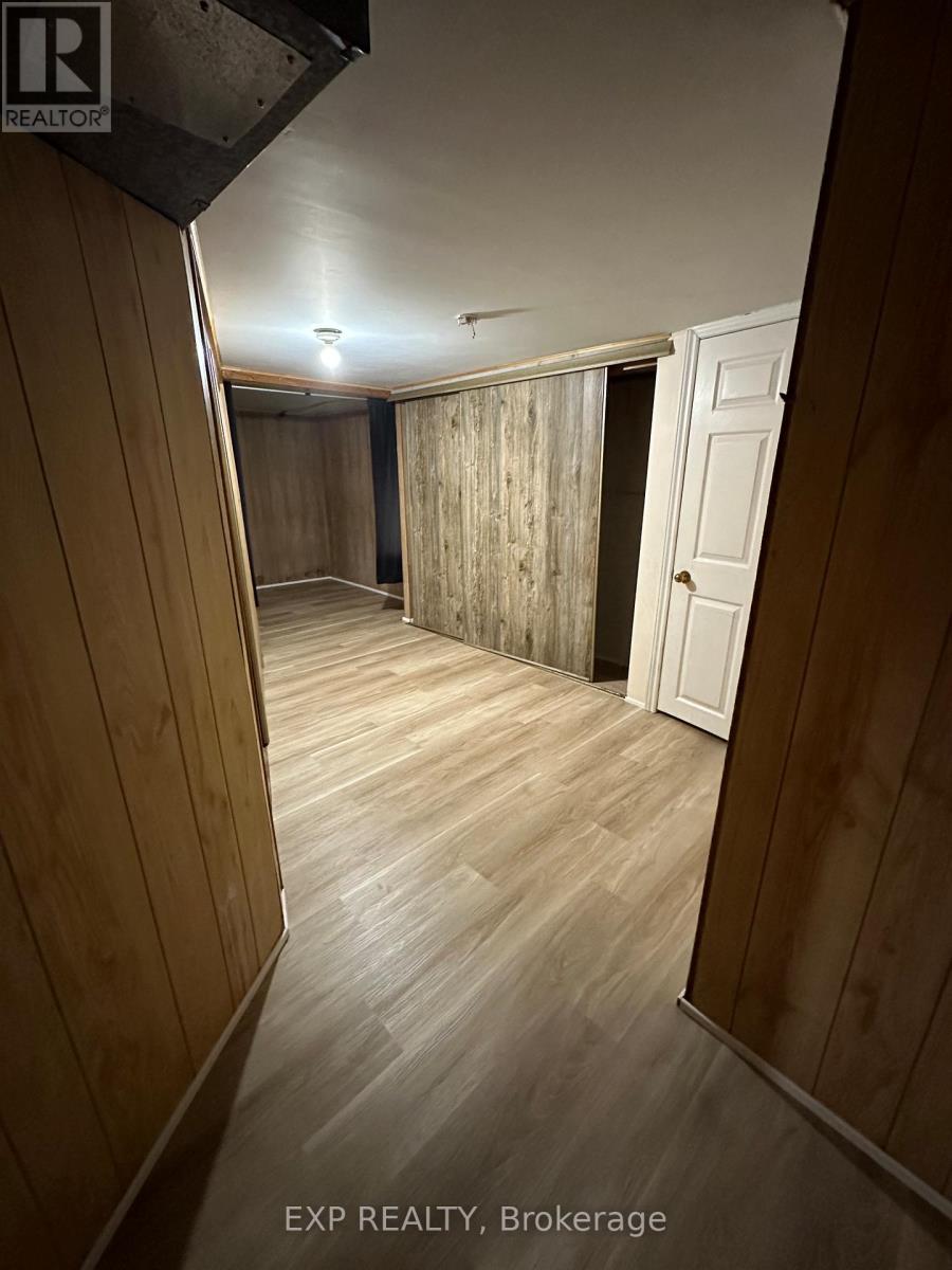 954 Fisher Avenue, Ottawa, Ontario  K1Z 6P4 - Photo 12 - X12590424